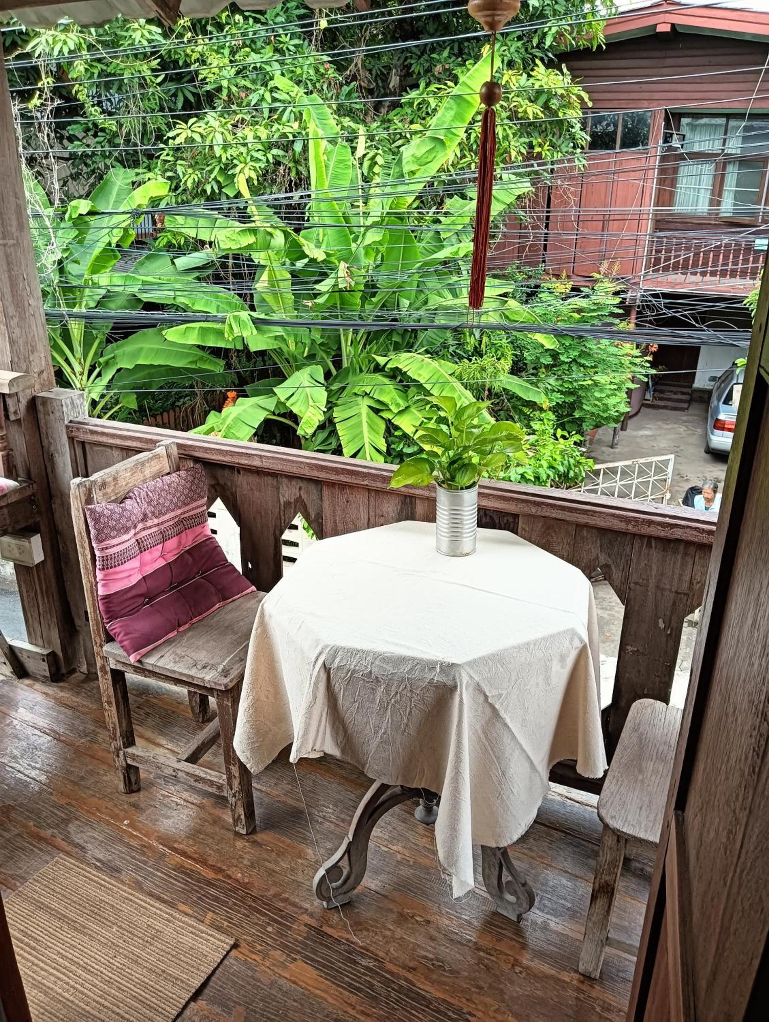 Huen Chiang Man Hostel (Adults Only) Chiang Mai Ngoại thất bức ảnh