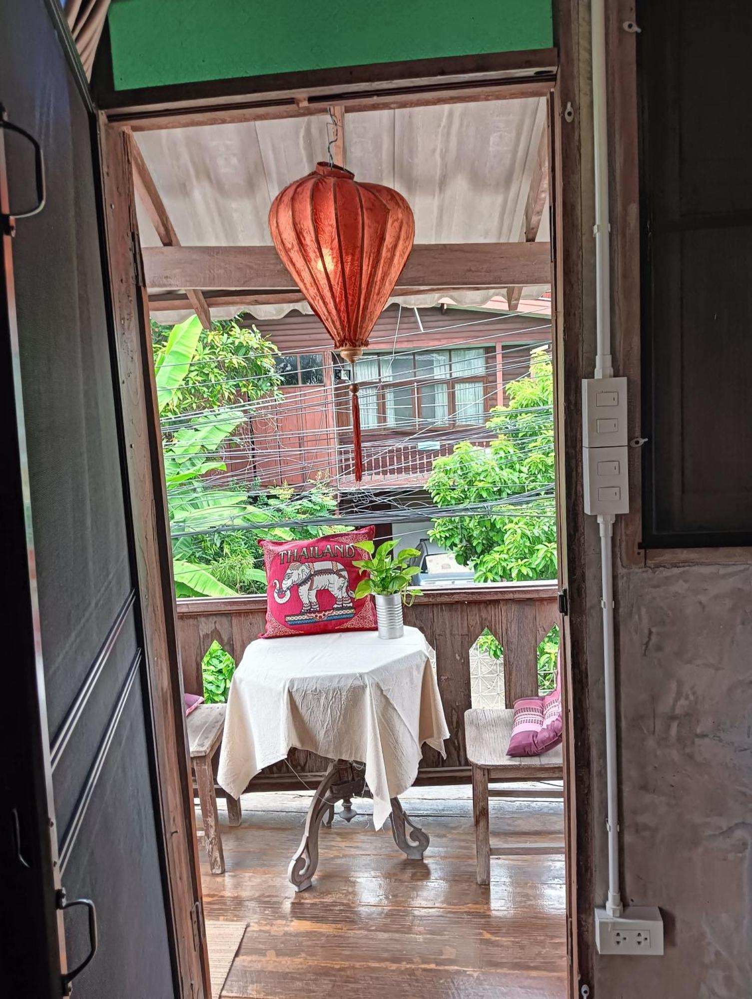 Huen Chiang Man Hostel (Adults Only) Chiang Mai Ngoại thất bức ảnh