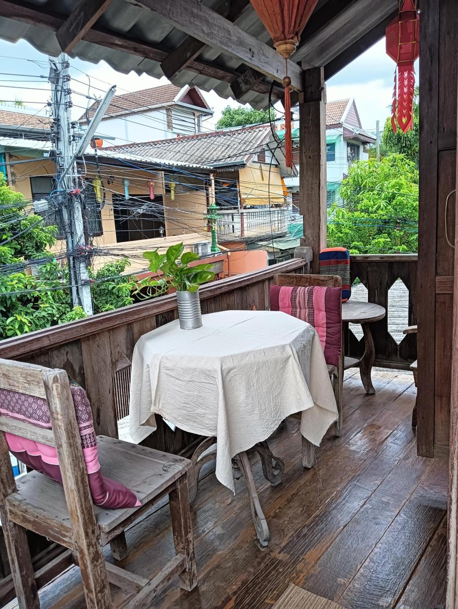 Huen Chiang Man Hostel (Adults Only) Chiang Mai Ngoại thất bức ảnh