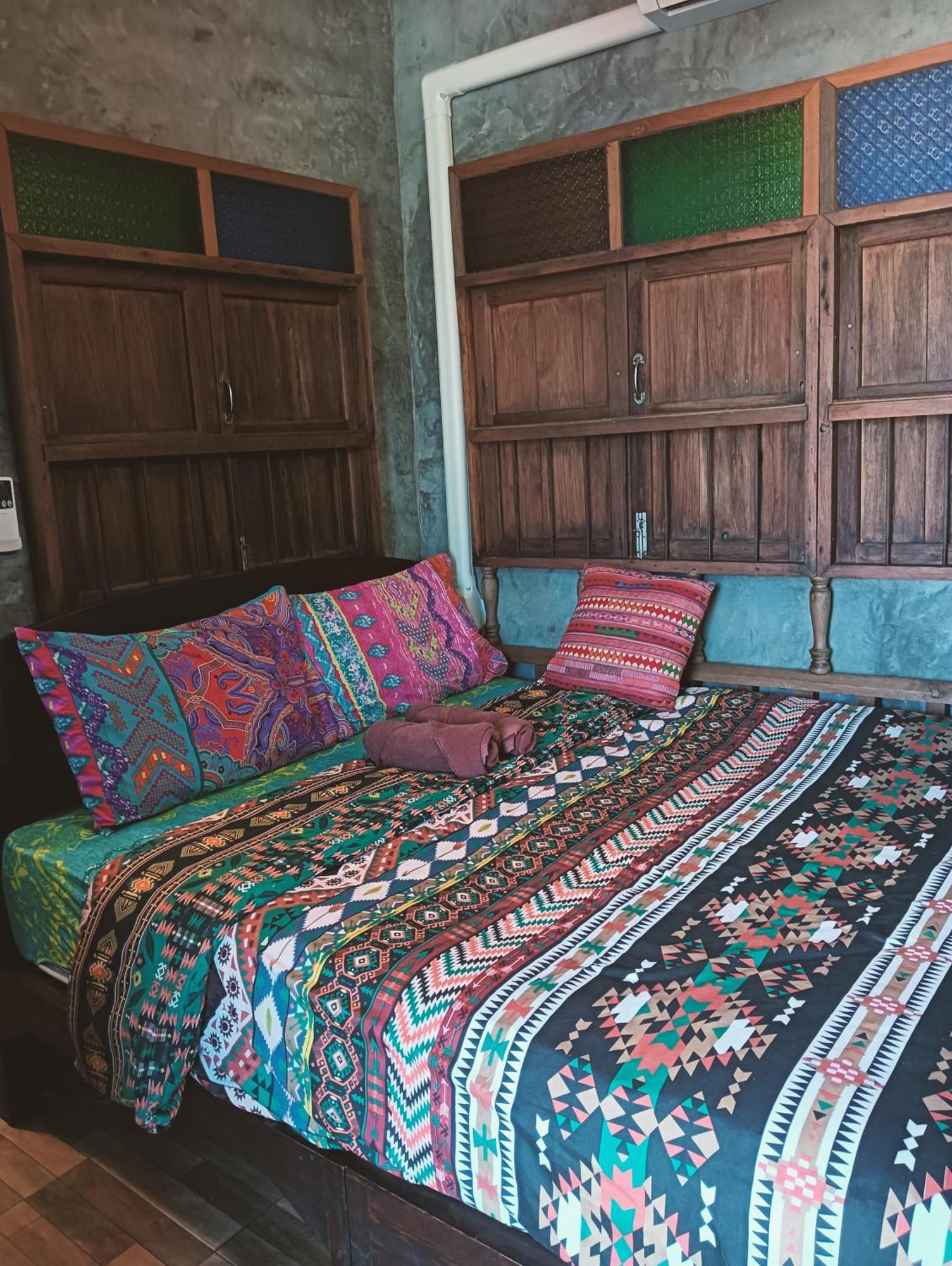 Huen Chiang Man Hostel (Adults Only) Chiang Mai Ngoại thất bức ảnh