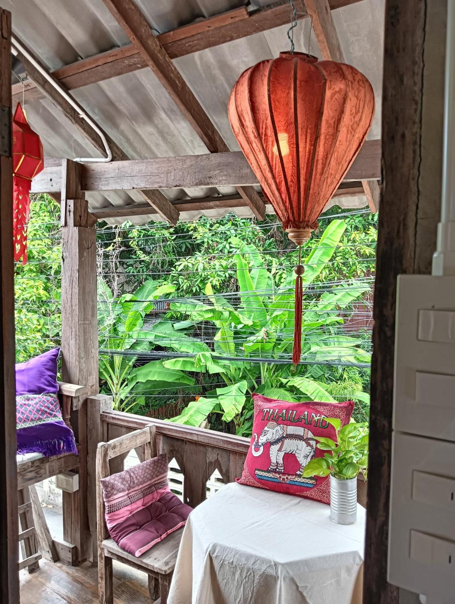 Huen Chiang Man Hostel (Adults Only) Chiang Mai Ngoại thất bức ảnh