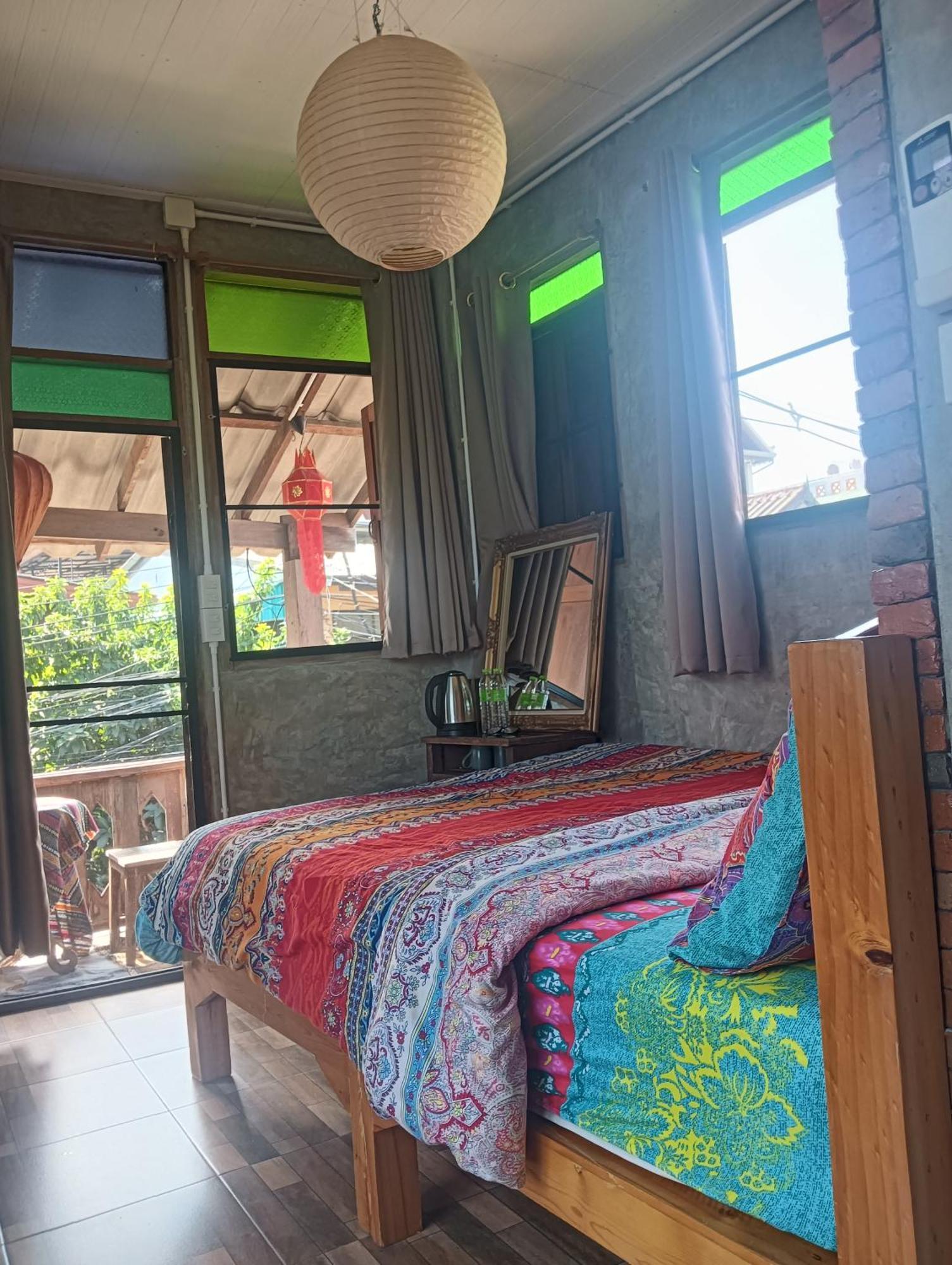Huen Chiang Man Hostel (Adults Only) Chiang Mai Ngoại thất bức ảnh