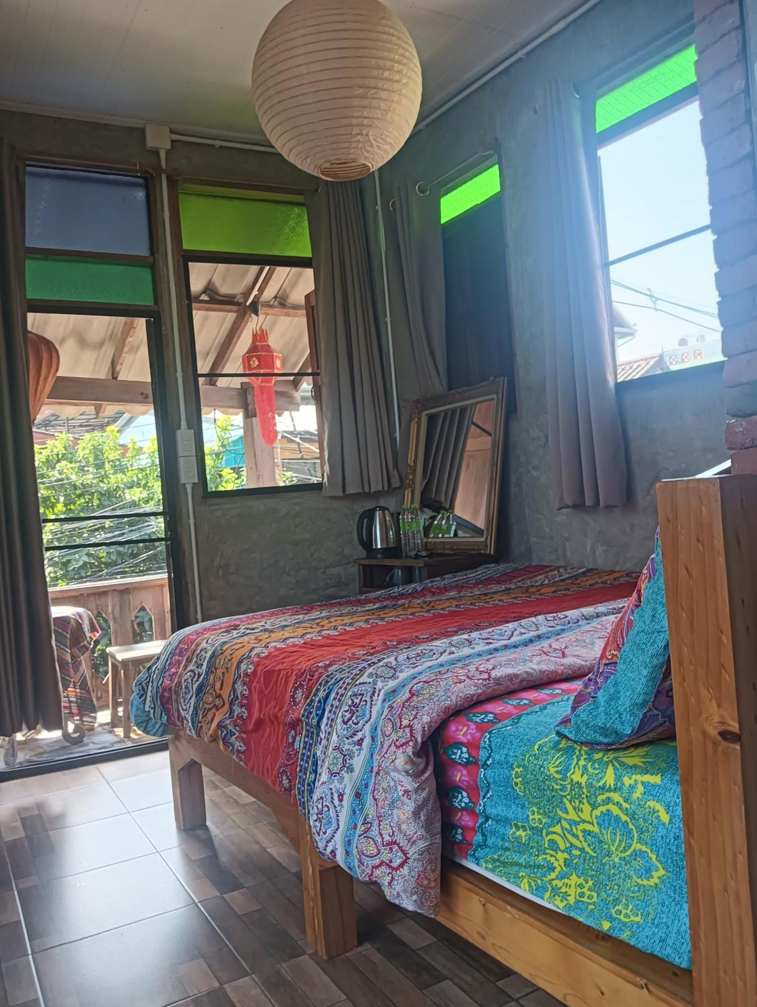 Huen Chiang Man Hostel (Adults Only) Chiang Mai Ngoại thất bức ảnh