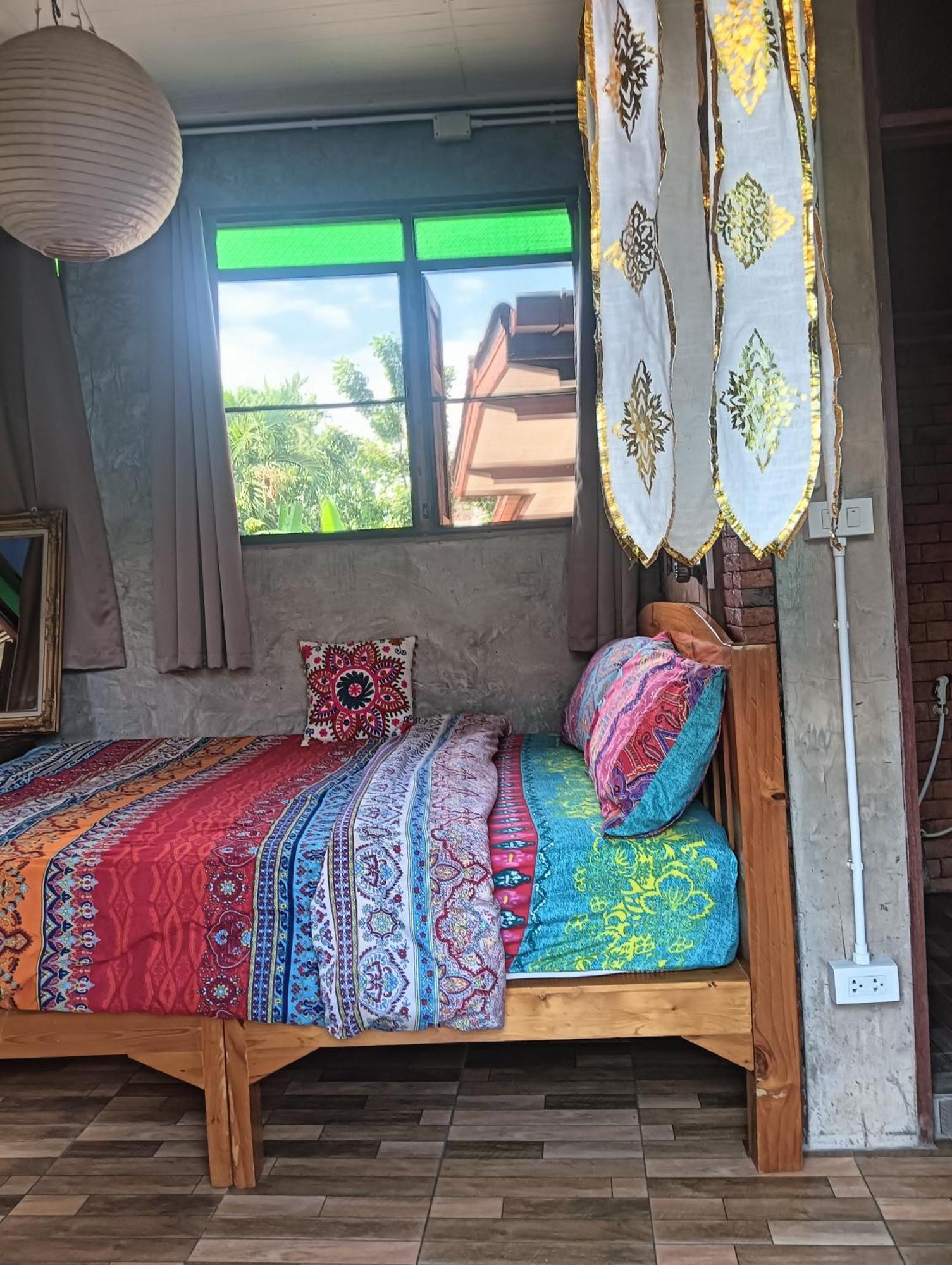 Huen Chiang Man Hostel (Adults Only) Chiang Mai Ngoại thất bức ảnh