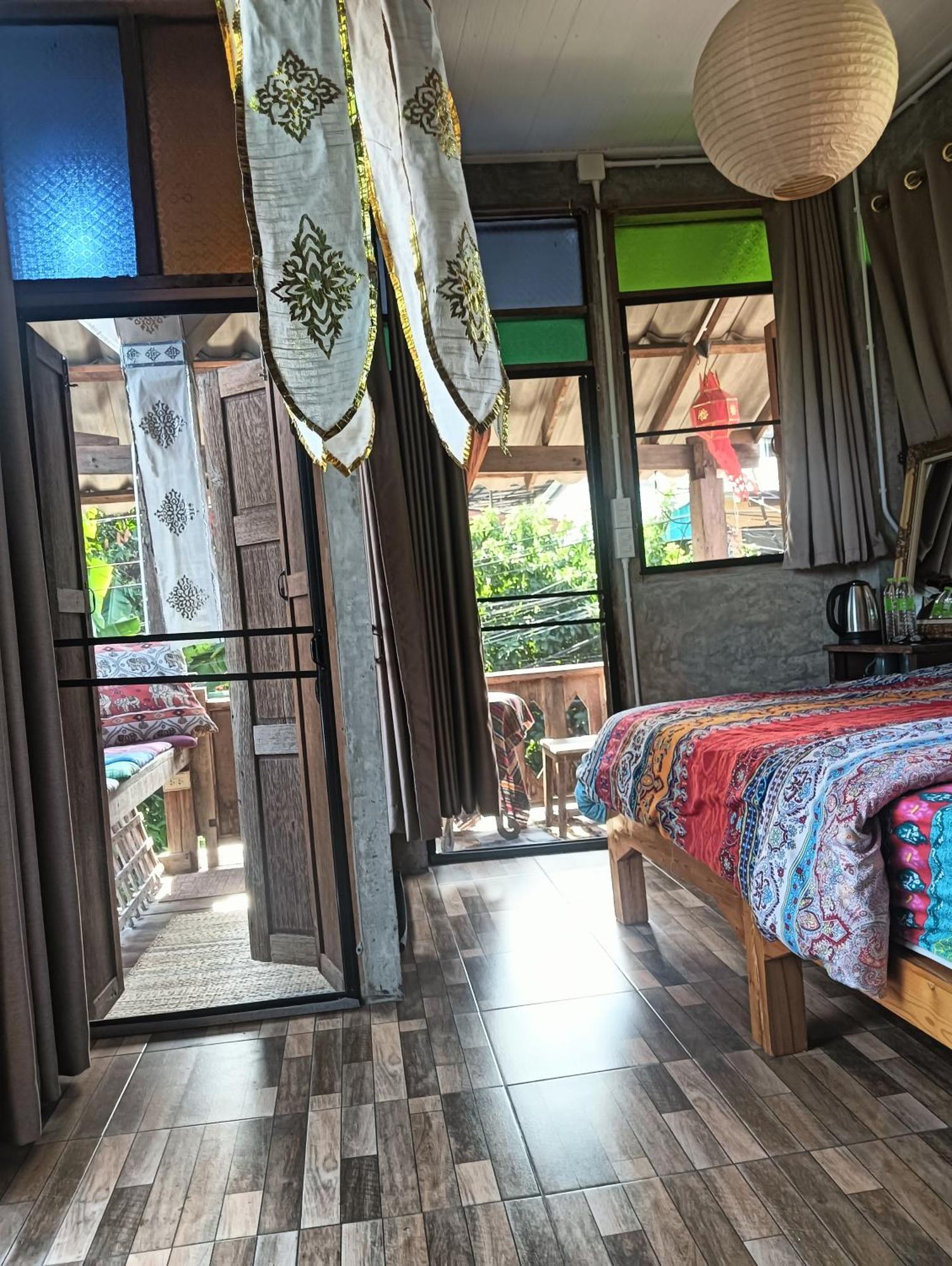 Huen Chiang Man Hostel (Adults Only) Chiang Mai Ngoại thất bức ảnh