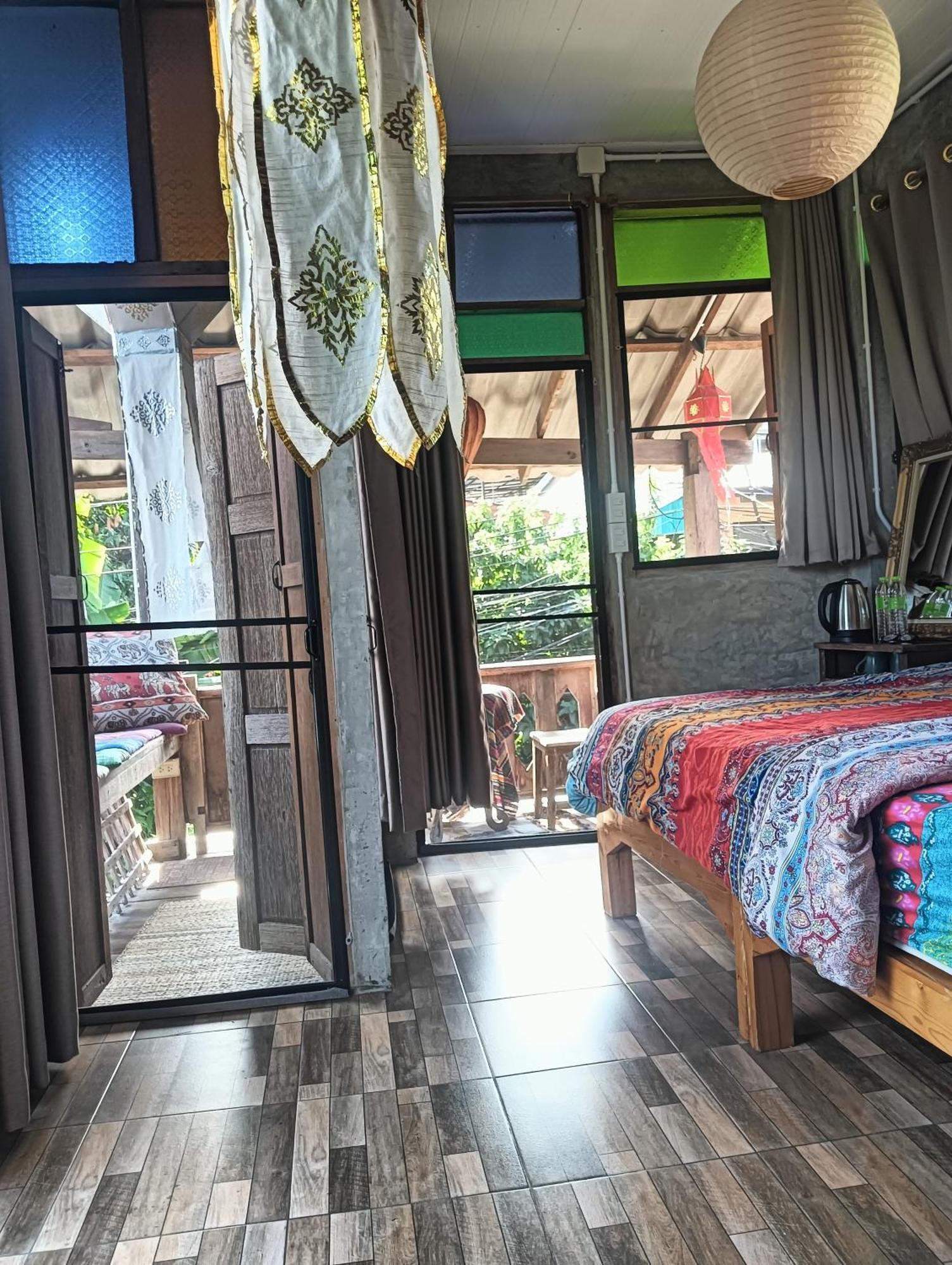 Huen Chiang Man Hostel (Adults Only) Chiang Mai Ngoại thất bức ảnh