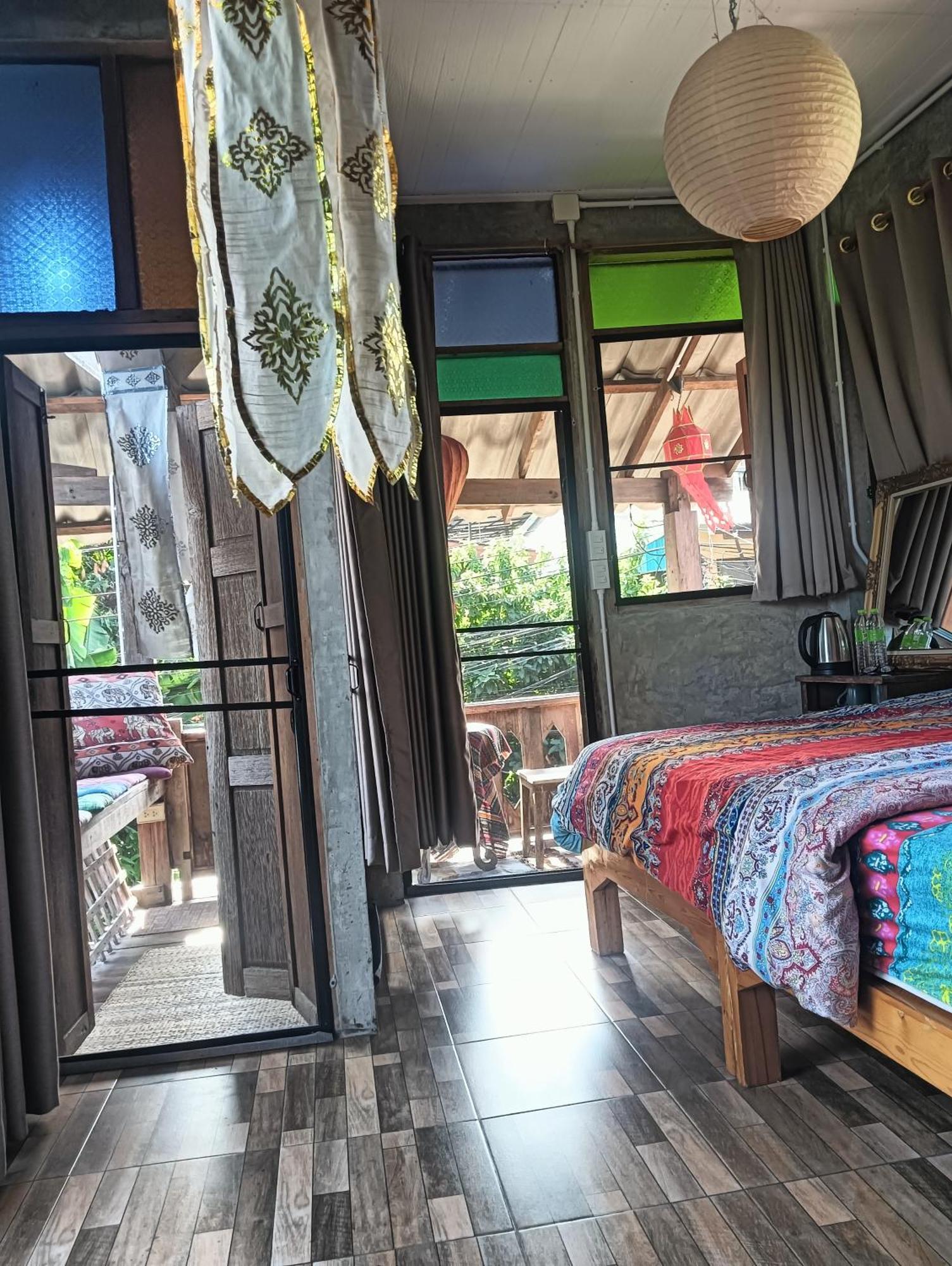 Huen Chiang Man Hostel (Adults Only) Chiang Mai Ngoại thất bức ảnh