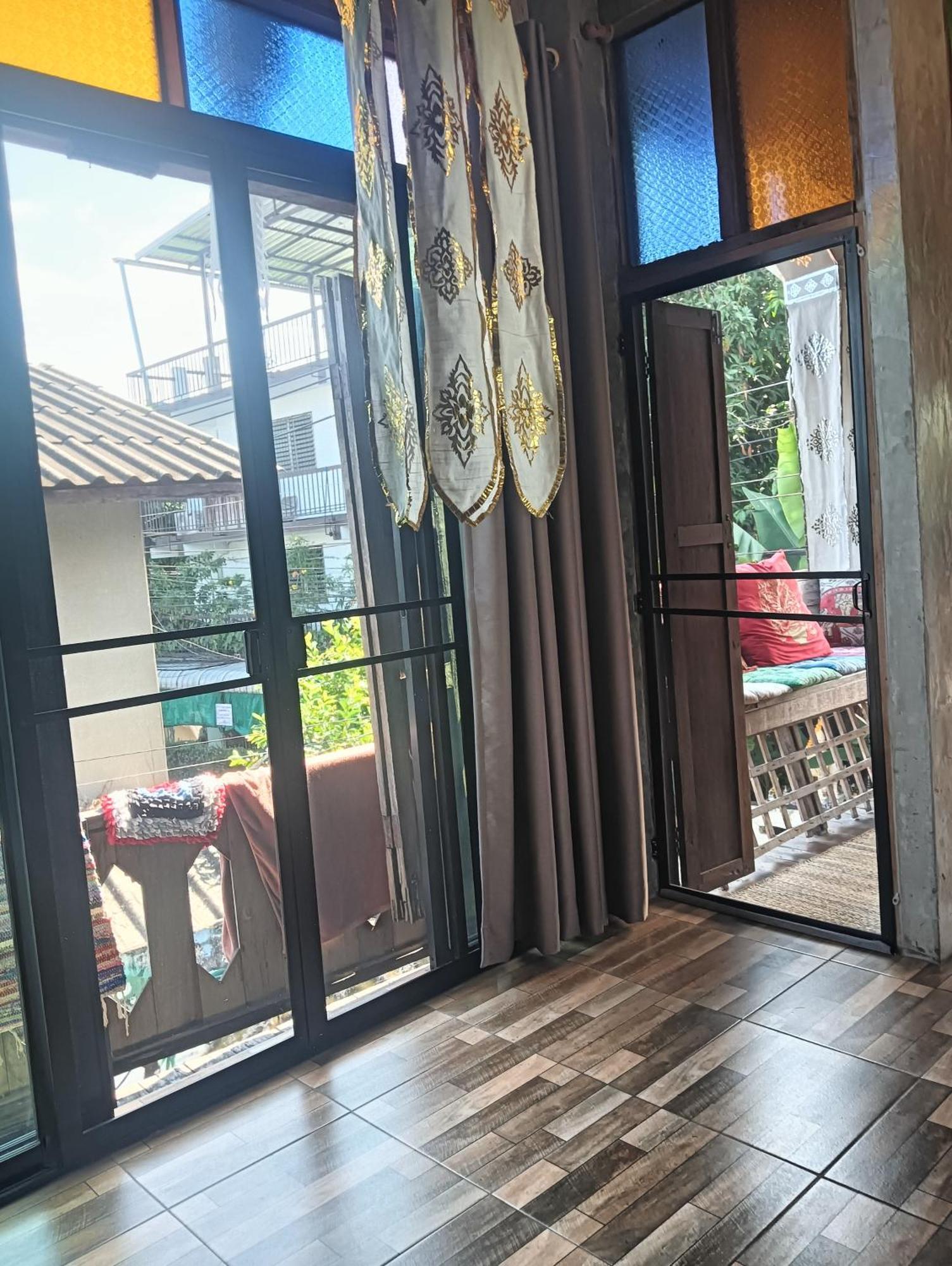 Huen Chiang Man Hostel (Adults Only) Chiang Mai Ngoại thất bức ảnh