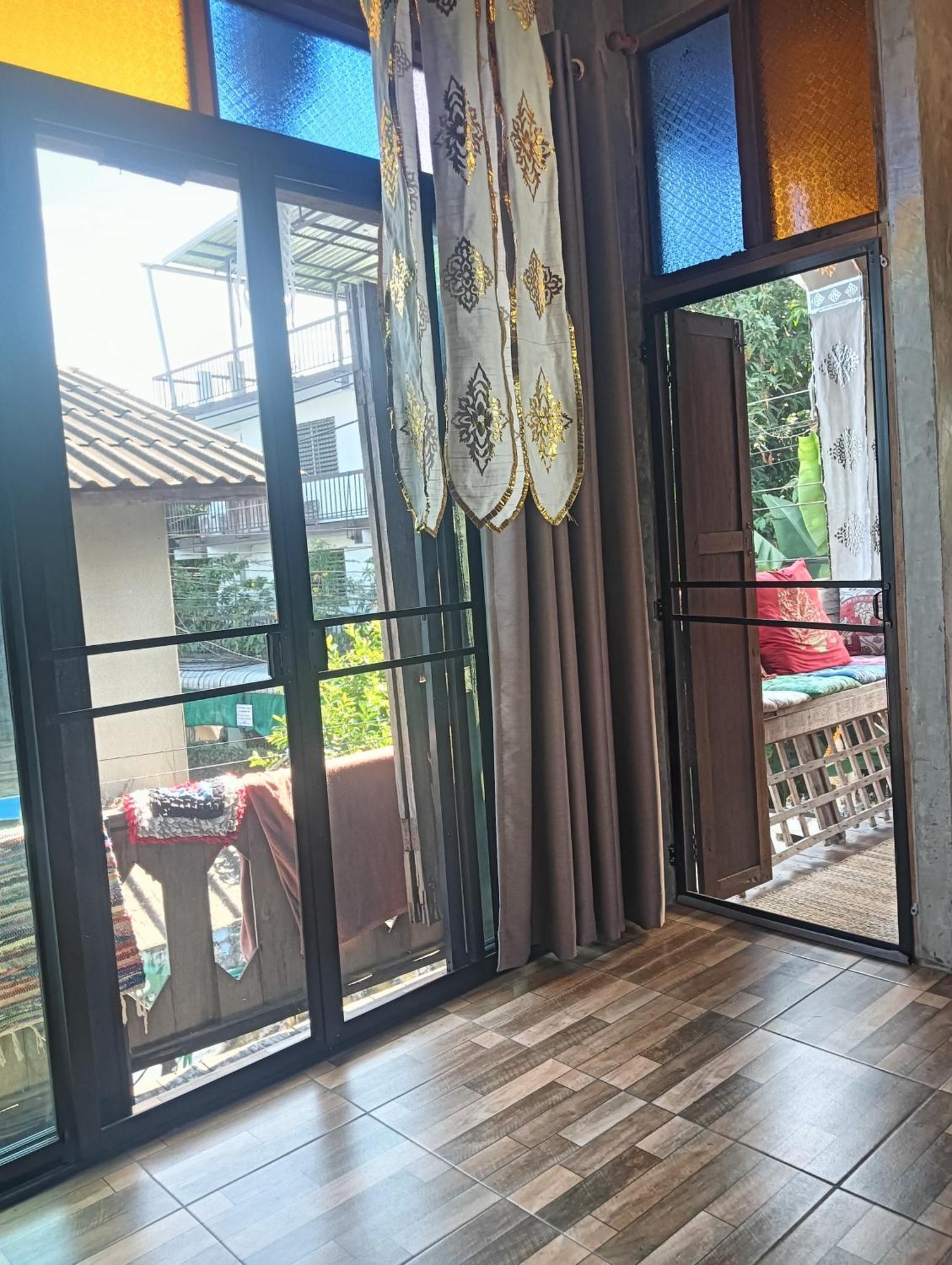Huen Chiang Man Hostel (Adults Only) Chiang Mai Ngoại thất bức ảnh