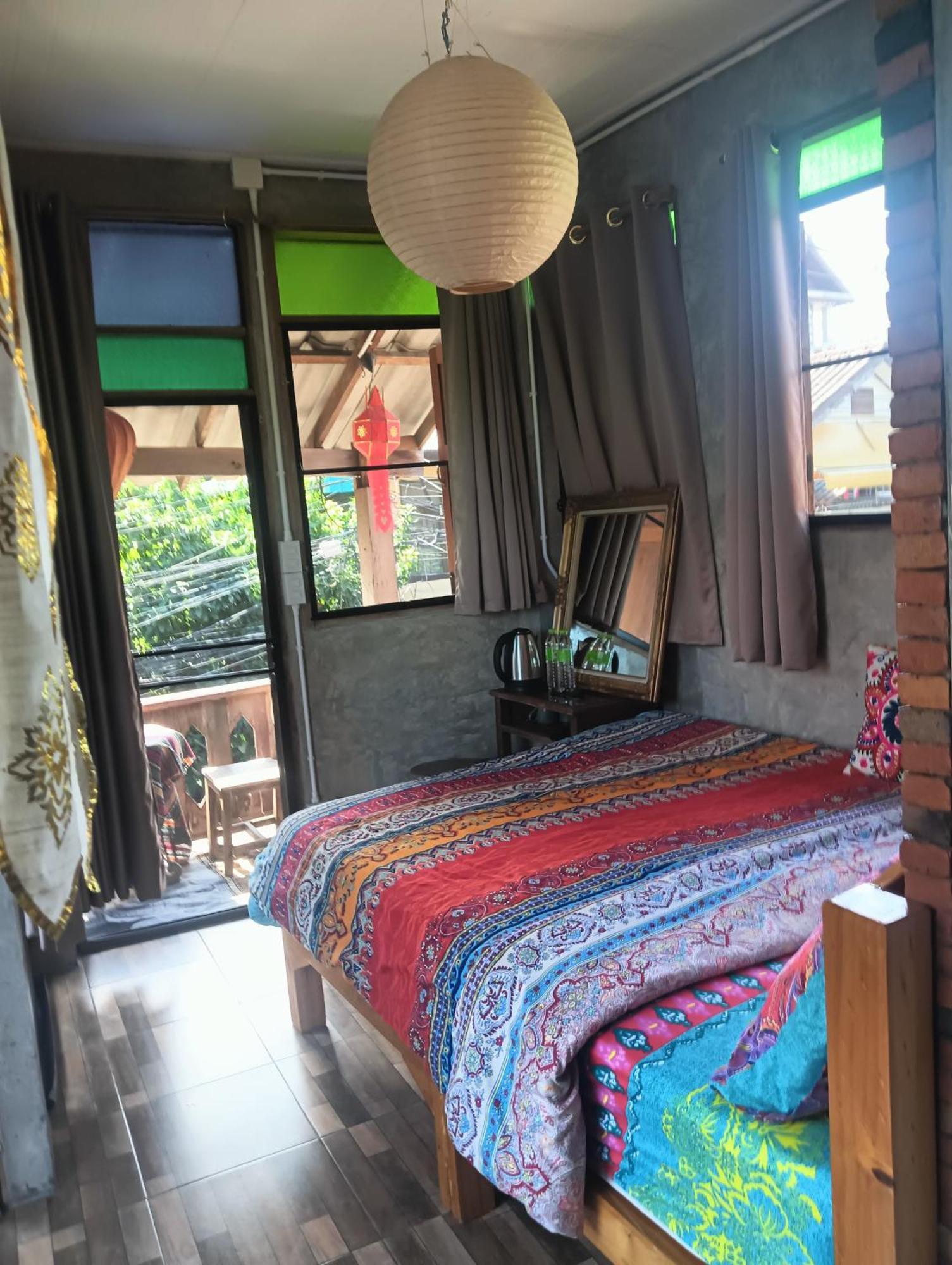 Huen Chiang Man Hostel (Adults Only) Chiang Mai Ngoại thất bức ảnh